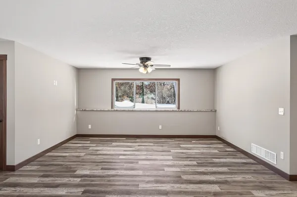 $460,000 | 2588 101st Street Northwest, Zimmerman, MN 55398