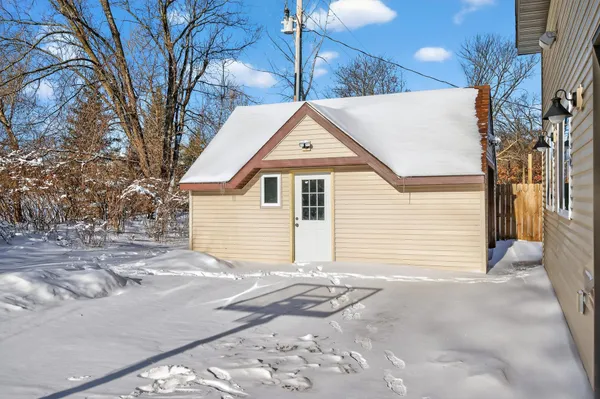 $460,000 | 2588 101st Street Northwest, Zimmerman, MN 55398