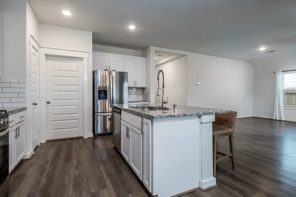 $285,000 | 4067 Colony River, Pinehurst, TX 77362