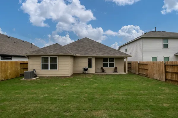 $285,000 | 4067 Colony River, Pinehurst, TX 77362