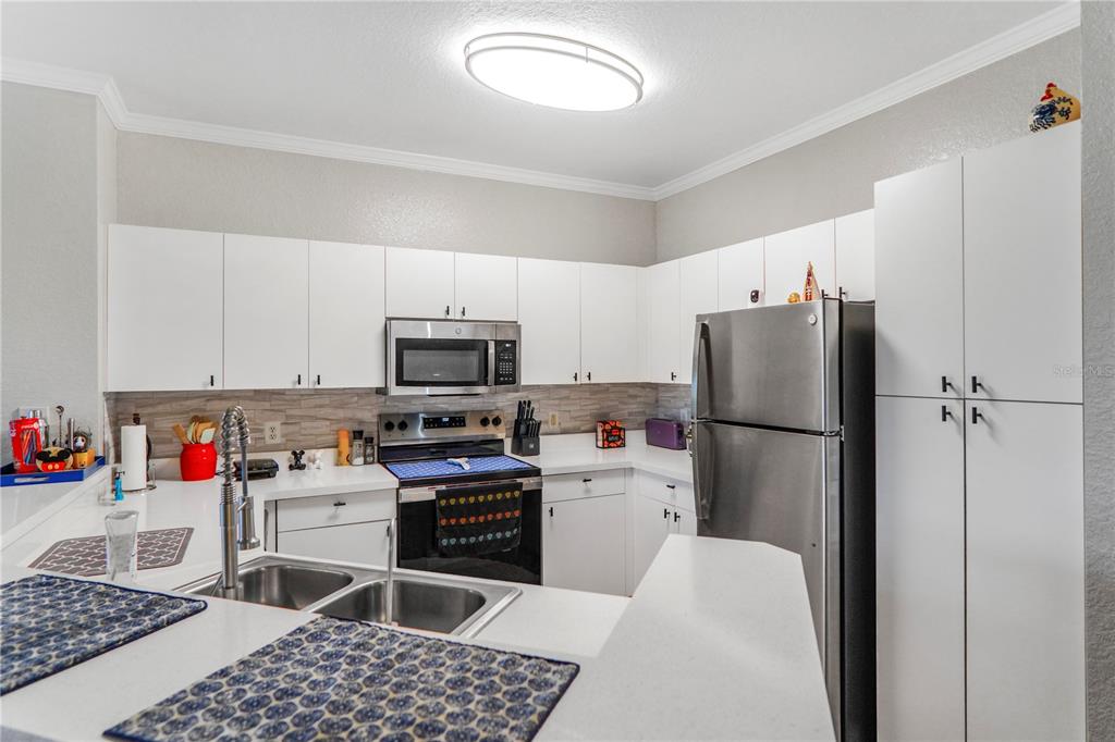 3605 Conroy Road, Unit 535 Orlando, FL 32839 - Photo 16 of 61