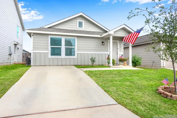$1,400 | 13831 Goat Cove, San Antonio, TX 78252