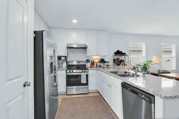 $1,400 | 13831 Goat Cove, San Antonio, TX 78252