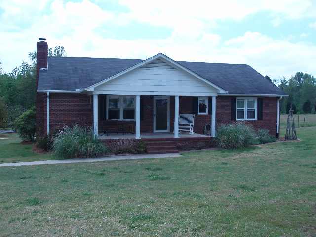 143 Tall Pines Road Fountain Inn, SC 29644 - Photo 1 of 9