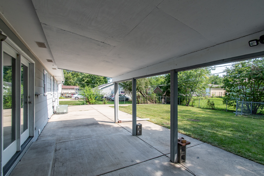 2313 Devonshire Road Waukegan, IL 60087 - Photo 28 of 28
