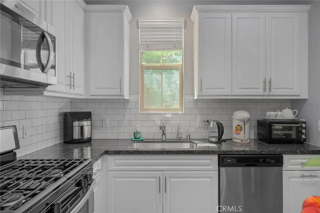 $525,000 | 4171 South Cardinale Privado, Unit 2, Ontario, CA 91761