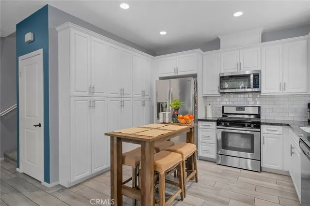 $525,000 | 4171 South Cardinale Privado, Unit 2, Ontario, CA 91761