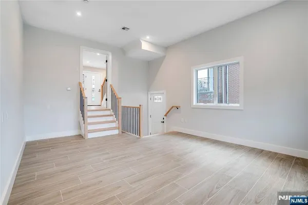 $6,700 | 128 East Edsall Boulevard, Unit A, Palisades Park, NJ 07650