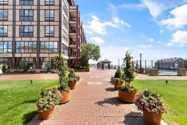 $760,000 | 357 Commercial Street, Unit 216, Boston, MA 02109