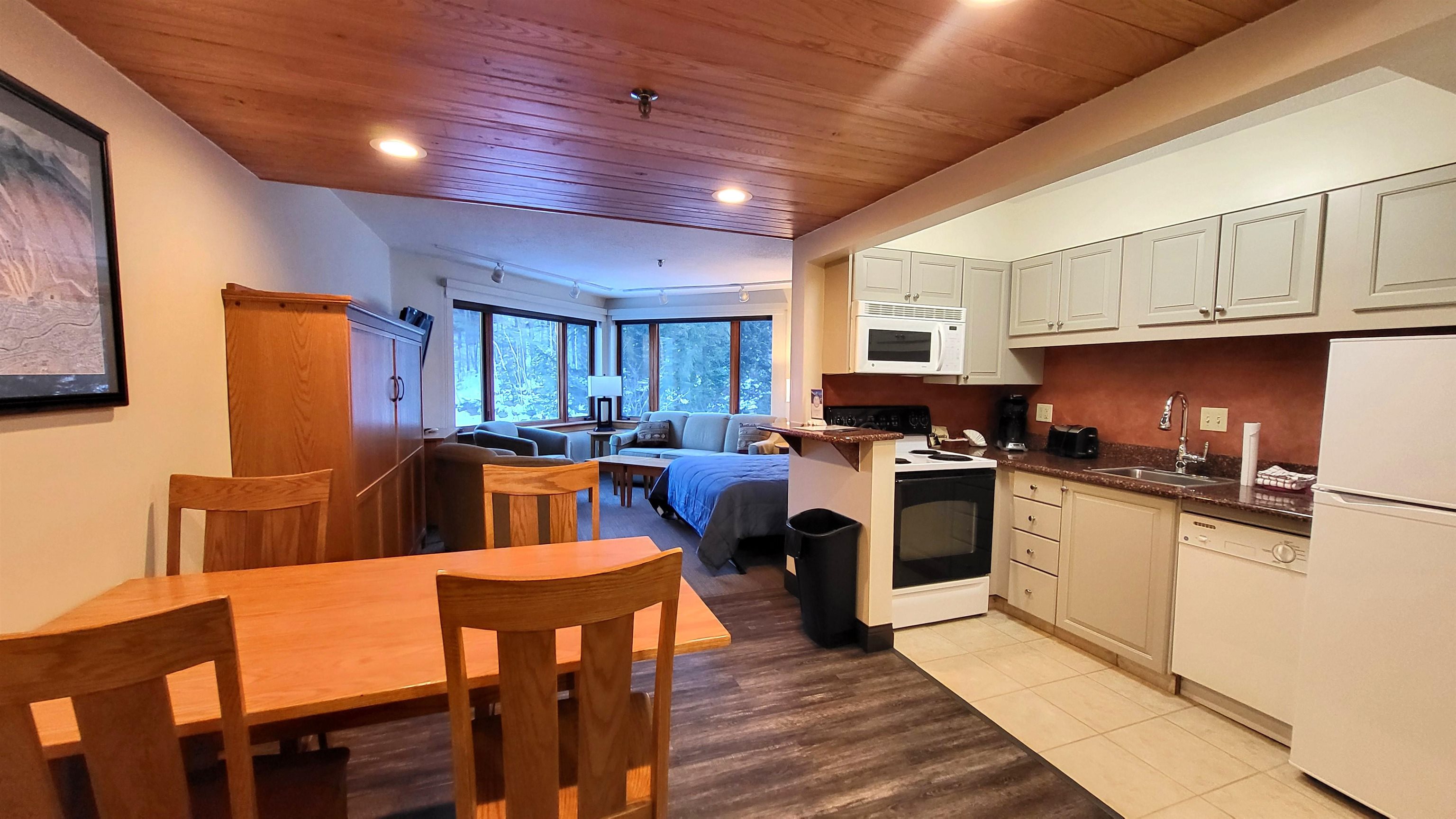 90 Loon Mountain Road, Unit 1030A Lincoln, NH 03251 - Photo 9 of 42