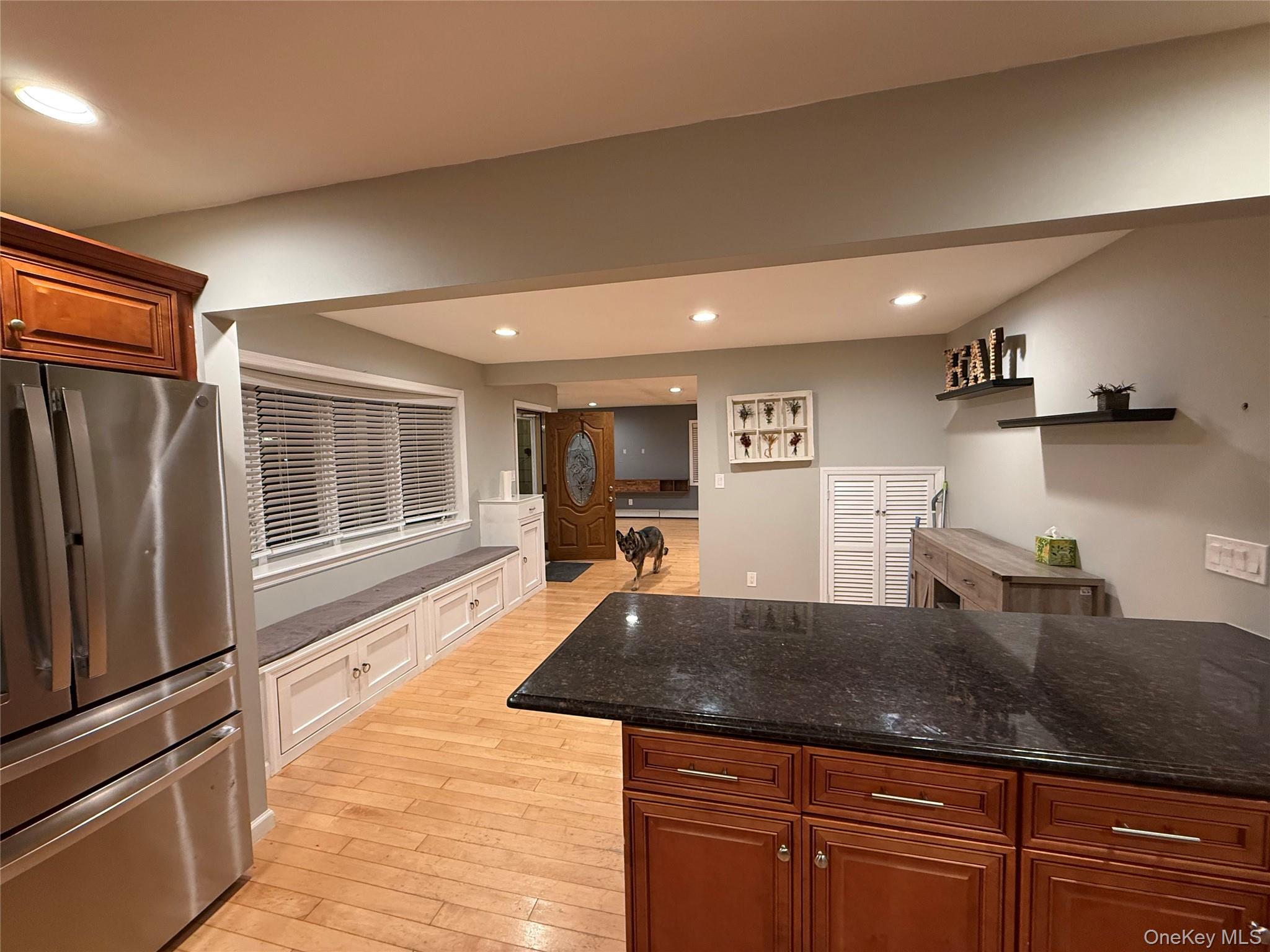 65 Morning Glory Road Levittown, NY 11756 - Photo 3 of 26