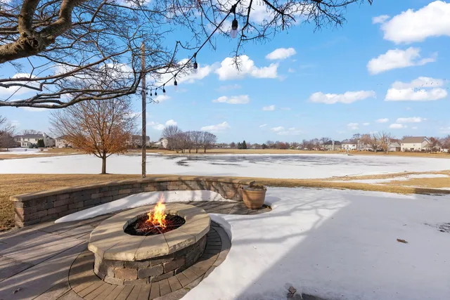 $599,900 | 3451 Parliament Lane, Naperville, IL 60564