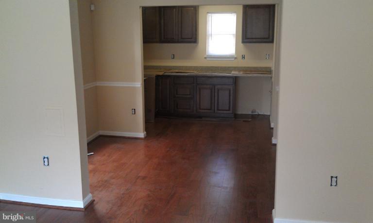 4802 Sheriff Road Northeast Washington, DC 20019 - Photo 5 of 15 Interior (General)