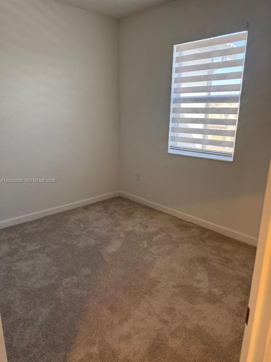 2444 Southeast 29th Street Homestead, FL 33035 - Photo 11 of 14