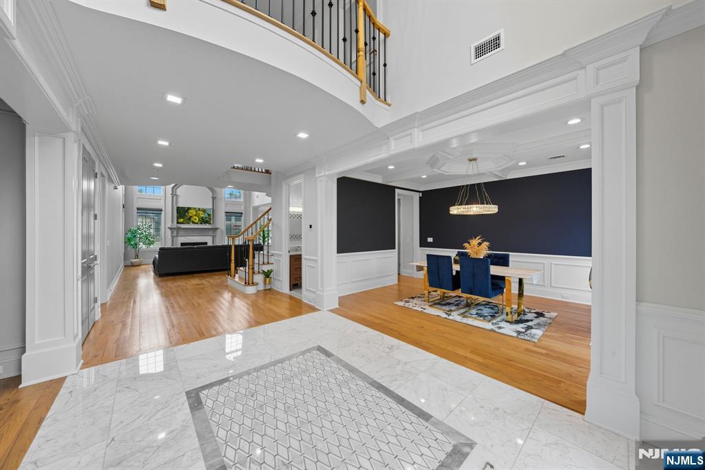 146 Stuart Street Paramus, NJ 07652 - Photo 5 of 45