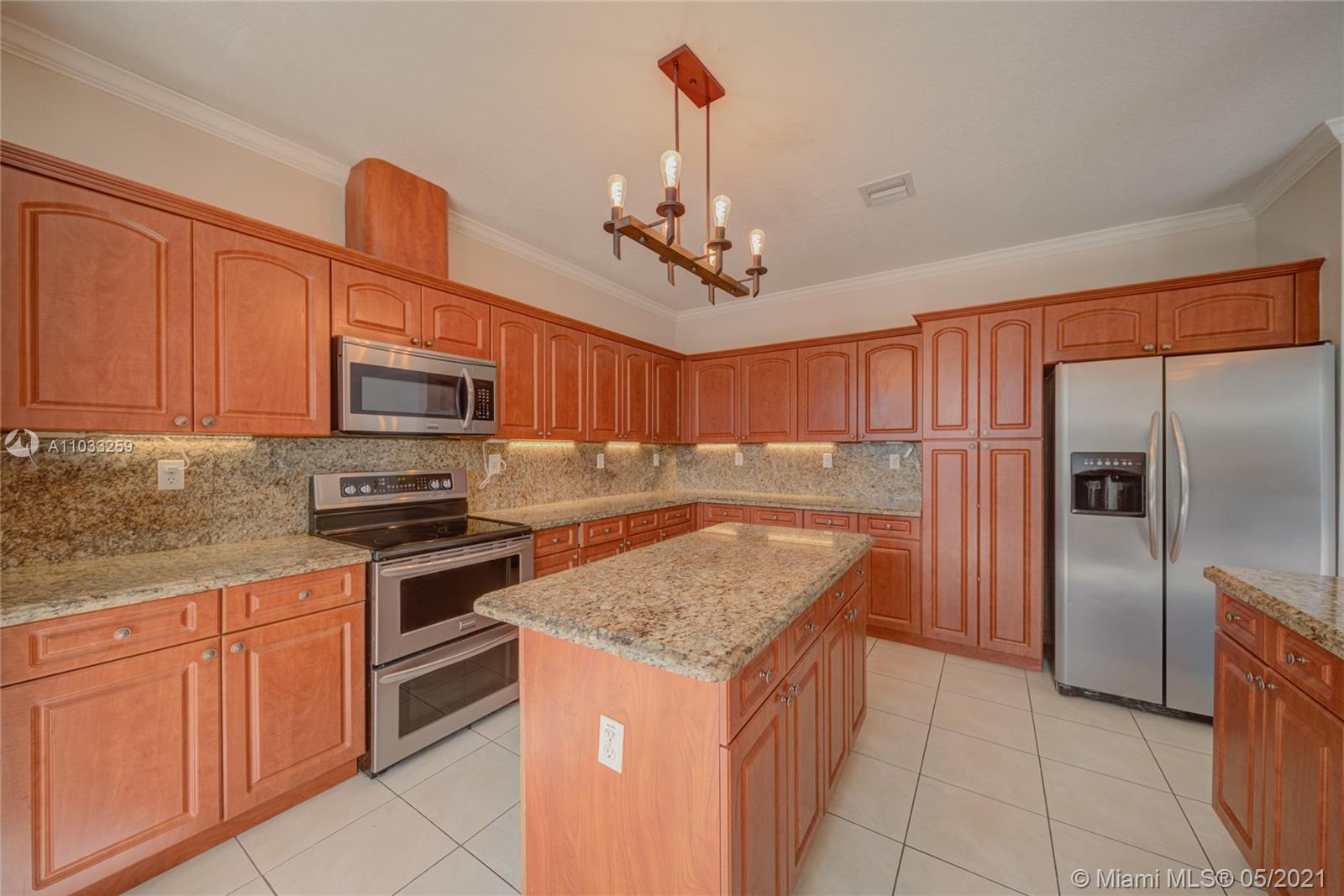 2253 Southwest 153rd Path Miami, FL 33185 - Photo 5 of 43