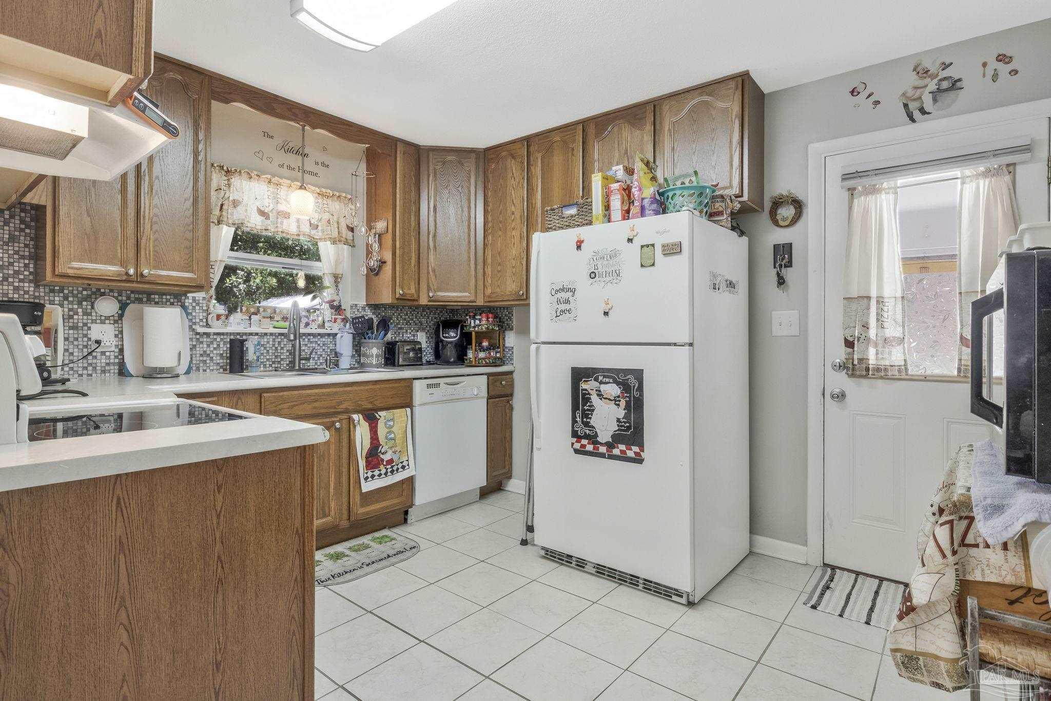 7300 Sachem Road Pensacola, FL 32506 - Photo 10 of 35