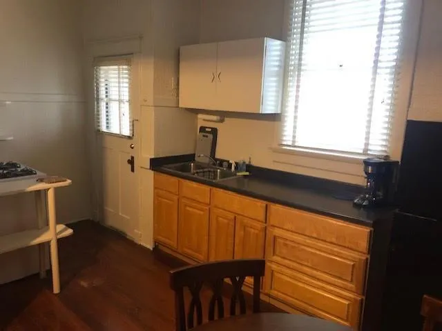 $2,400 | 2230 Constance Street, New Orleans, LA 70130