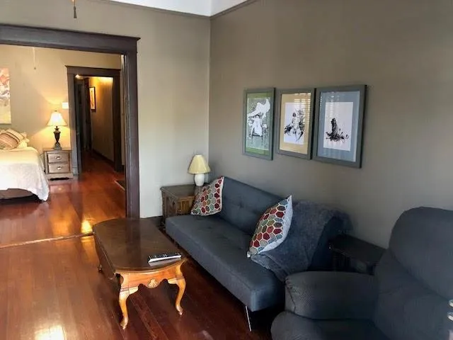 $2,400 | 2230 Constance Street, New Orleans, LA 70130