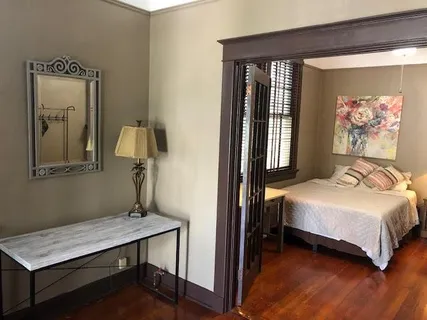 $2,400 | 2230 Constance Street, New Orleans, LA 70130