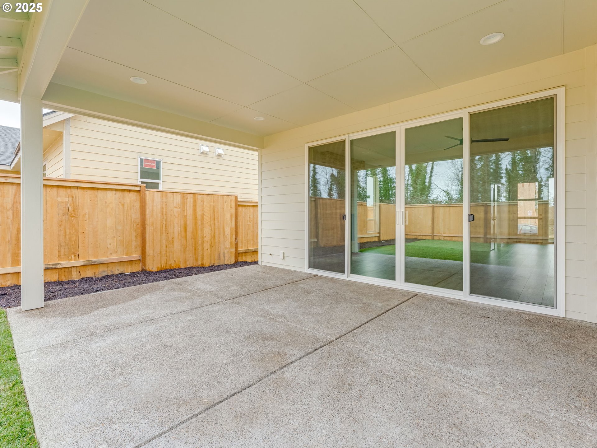 652 Parker Loop Silverton, OR 97381 - Photo 32 of 33 Gallery Image 32