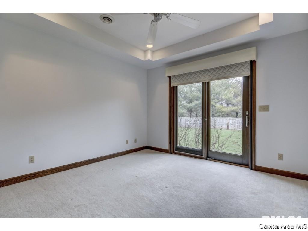 6094 Fulton Road New Berlin, IL 62670 - Photo 18 of 27