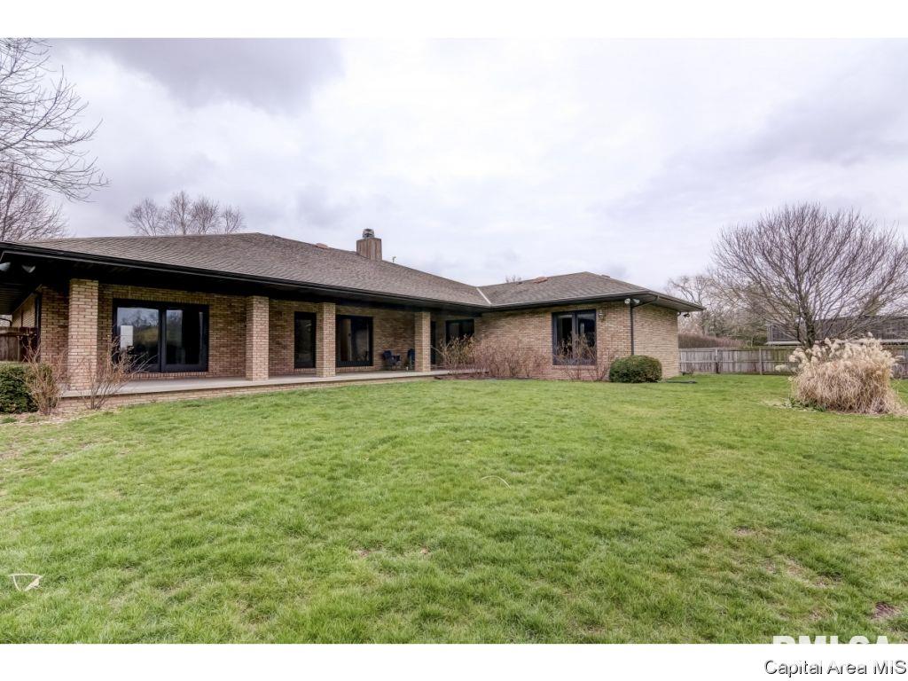 6094 Fulton Road New Berlin, IL 62670 - Photo 23 of 27