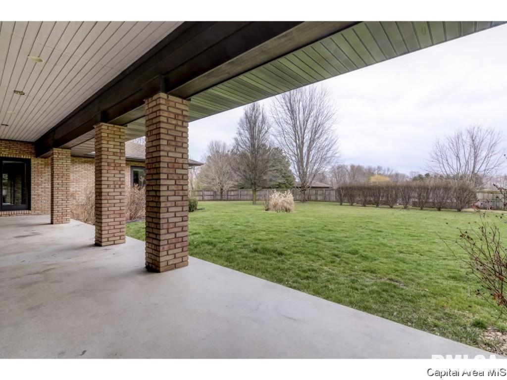 6094 Fulton Road New Berlin, IL 62670 - Photo 24 of 27