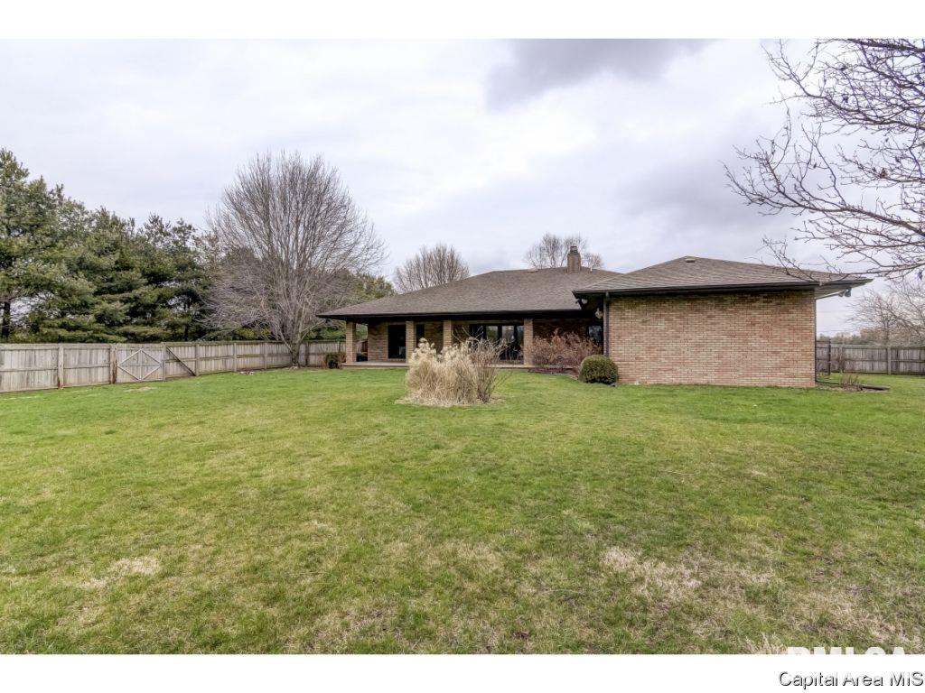 6094 Fulton Road New Berlin, IL 62670 - Photo 26 of 27