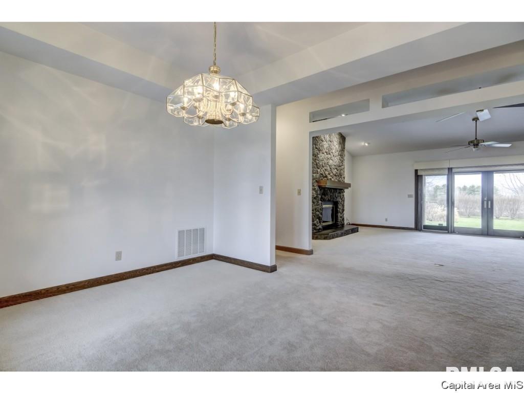 6094 Fulton Road New Berlin, IL 62670 - Photo 7 of 27