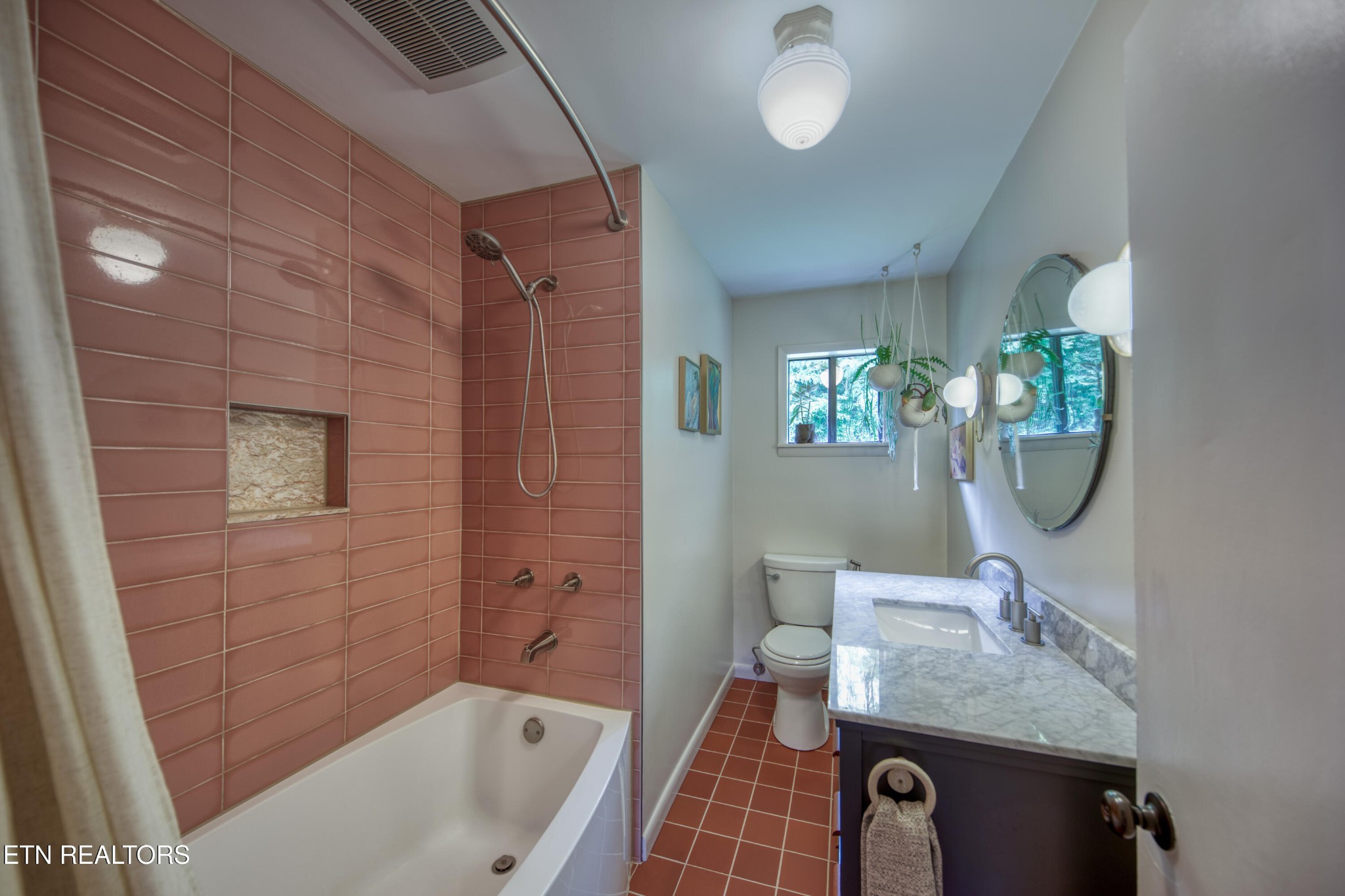 3054 Sinking Springs Road Knoxville, TN 37914 - Photo 10 of 31 Gallery Image 10