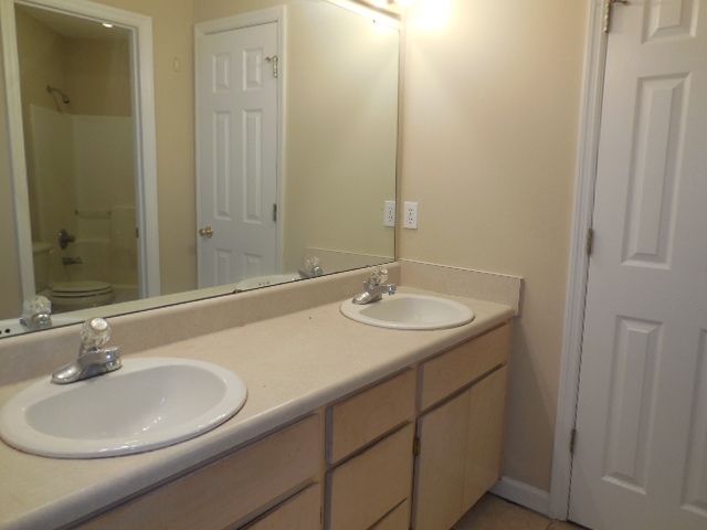 3025 Thomas Road Tallahassee, FL 32312 - Photo 7 of 14 Gallery Image 7