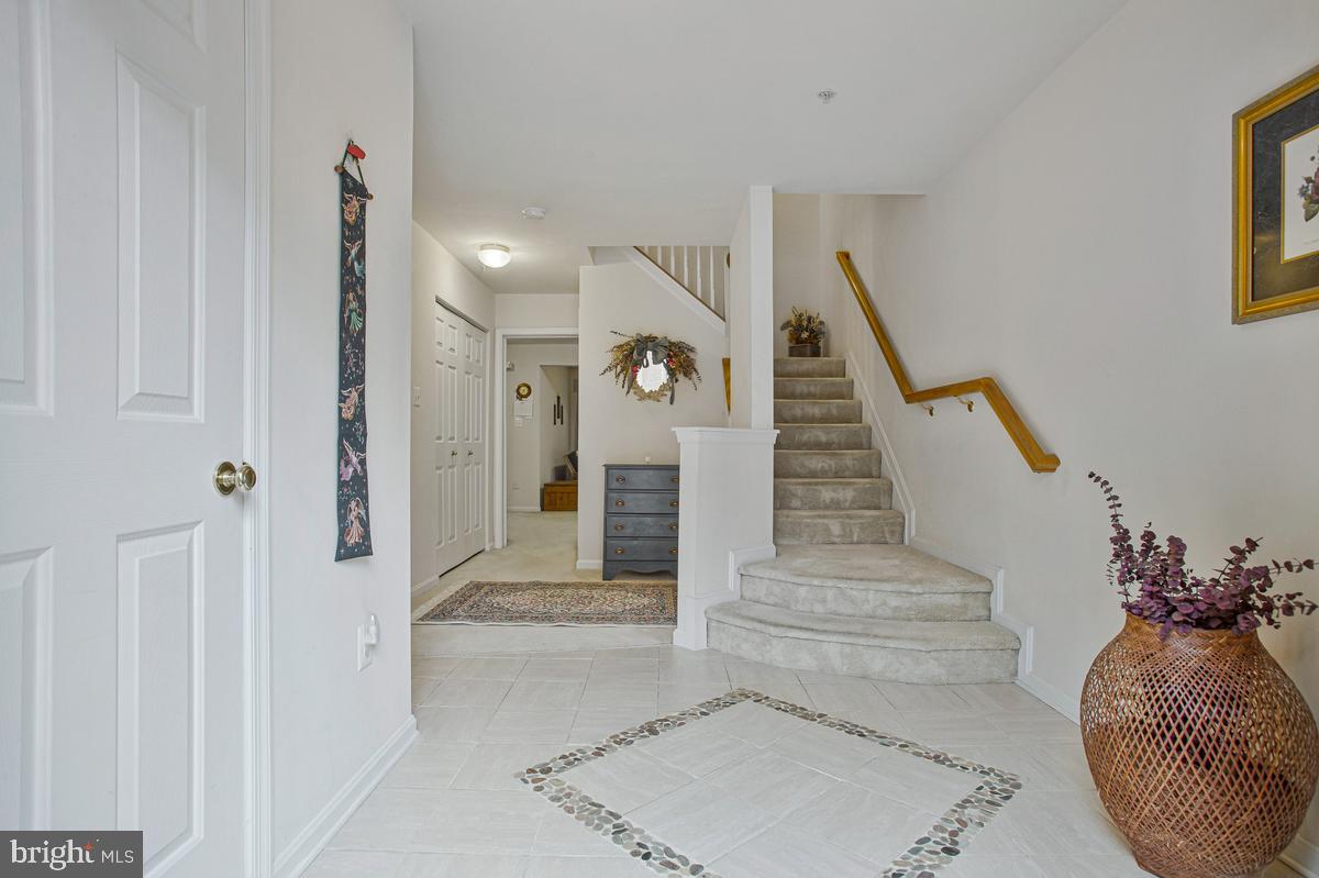 224 Tilden Way, Unit 224 Edgewater, MD 21037 - Photo 5 of 49 Entryway foyer w/decorative ceramic tile.