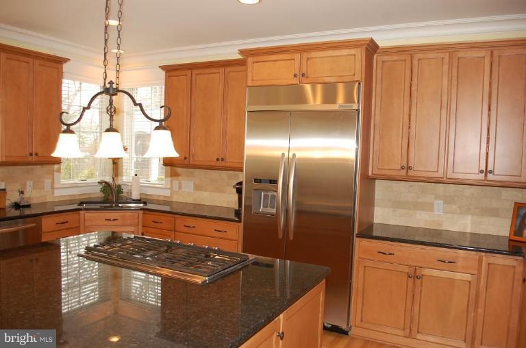 596 Old County Road Severna Park, MD 21146 - Photo 20 of 30 Kitchen #3