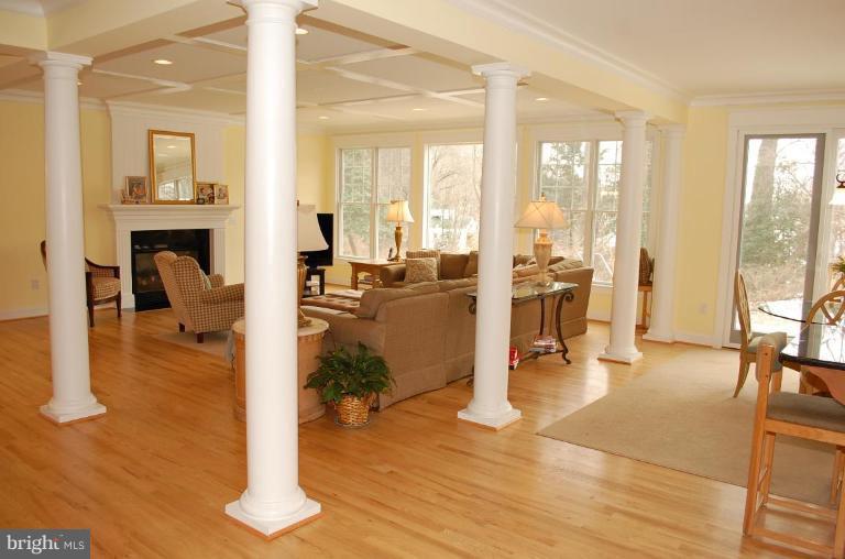 596 Old County Road Severna Park, MD 21146 - Photo 6 of 30 Family Room