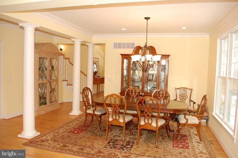 596 Old County Road Severna Park, MD 21146 - Photo 9 of 30 Dining Room