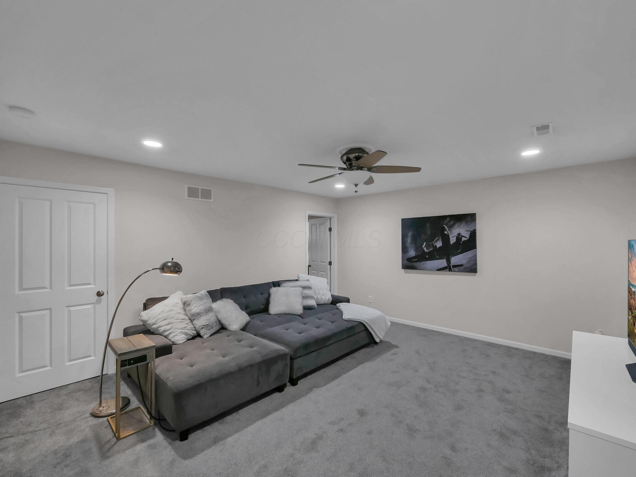 1235 Shagbark Road Columbus, OH 43230 - Photo 23 of 28 Large living space on lower level