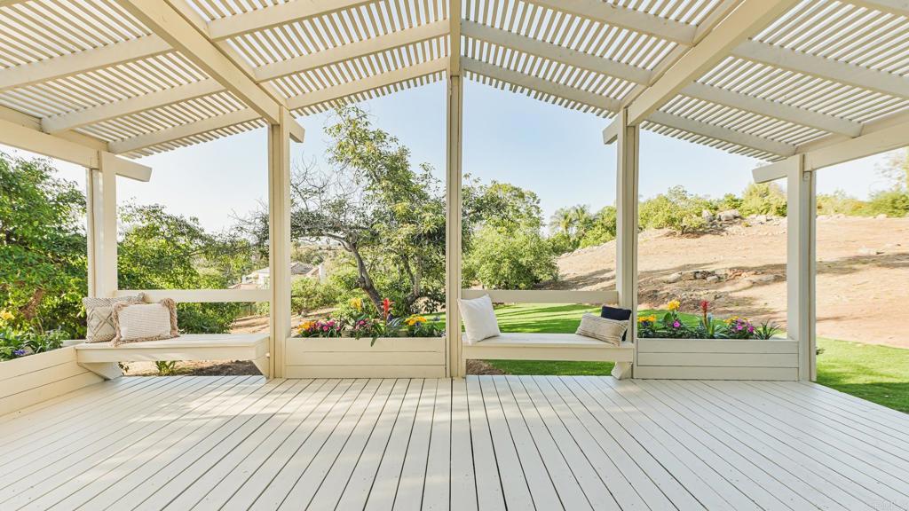1520 Via Rancho Parkway Escondido, CA 92029 - Photo 10 of 15