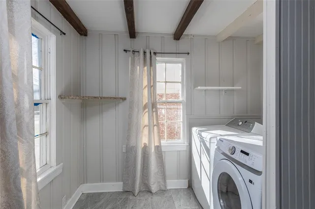 $2,000 | 4525 Almena Road, River Oaks, TX 76114