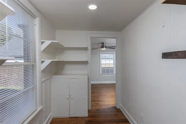 $2,000 | 4525 Almena Road, River Oaks, TX 76114