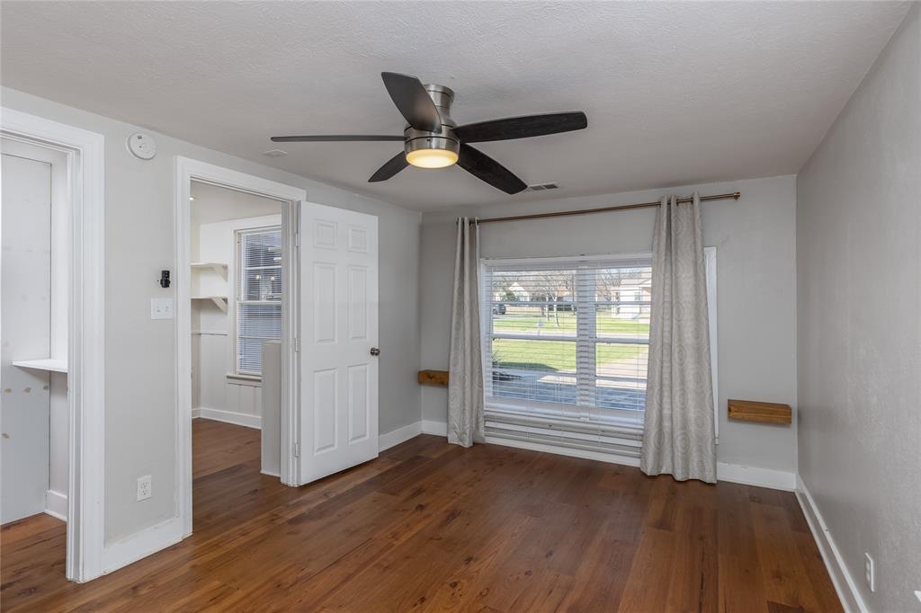 4525 Almena Road River Oaks, TX 76114 - Photo 17 of 25