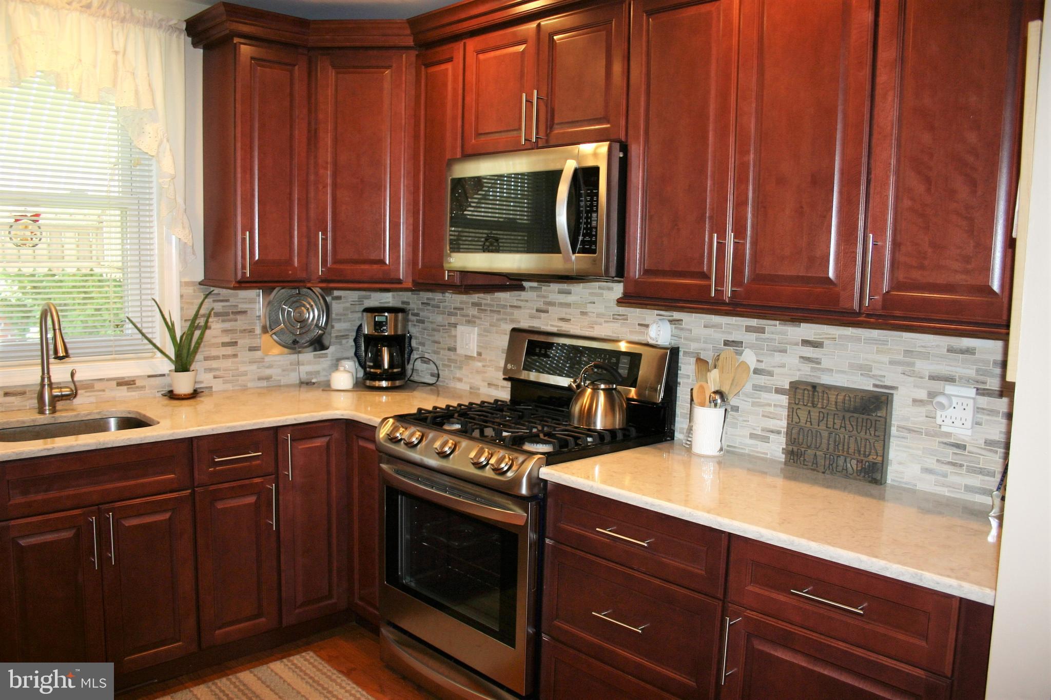 3127 Draper Street Philadelphia, PA 19136 - Photo 8 of 43 Kitchen
