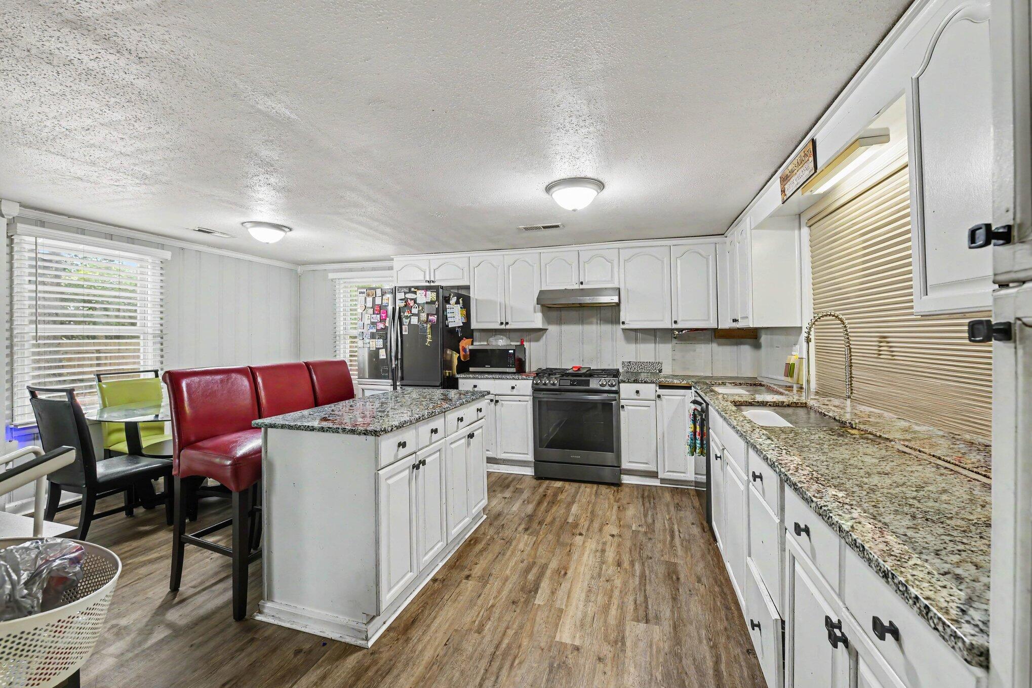 9708 Jamison Road Ladson, SC 29456 - Photo 9 of 35 013_file_2064