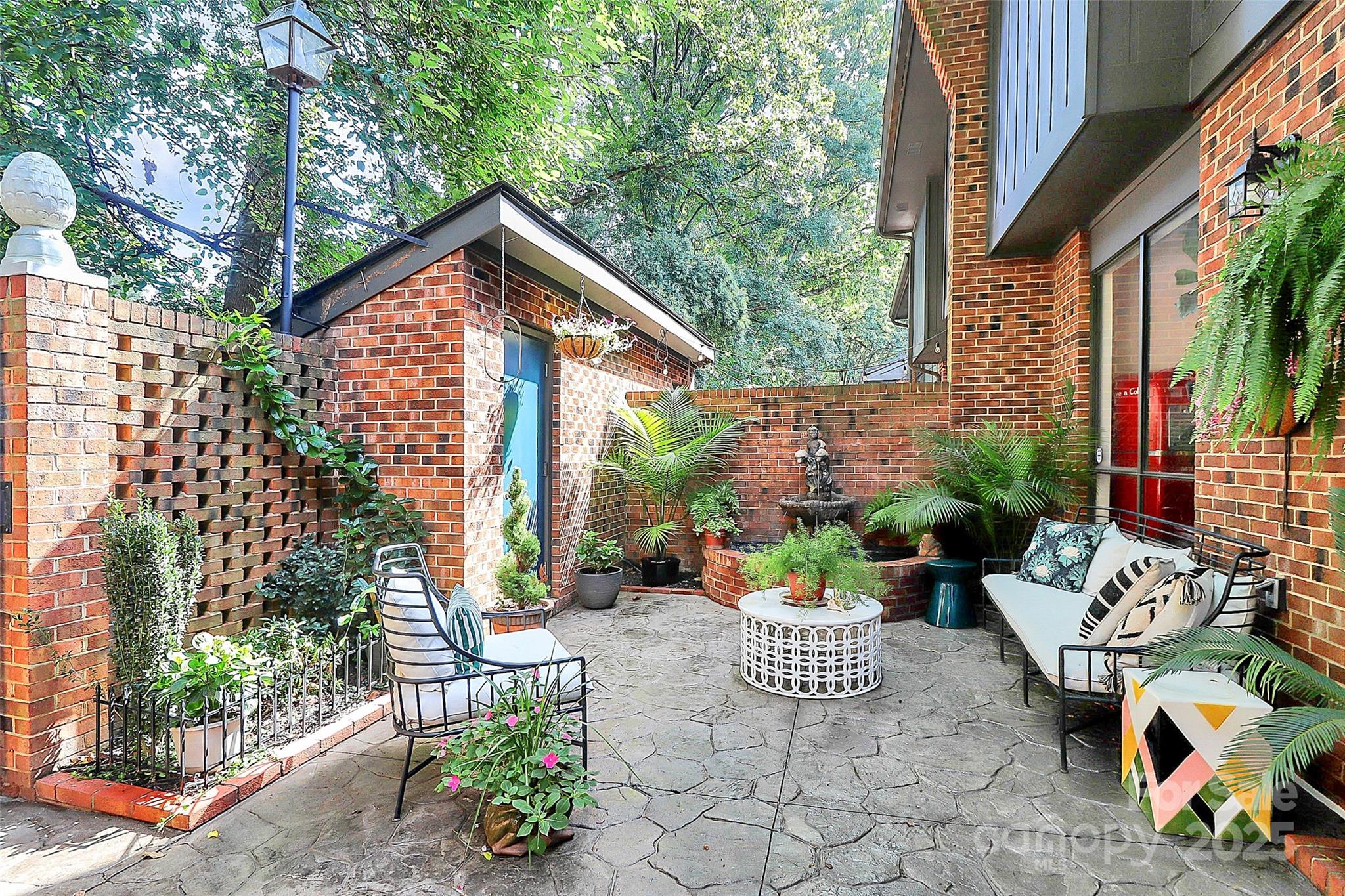 5803 Sharon Road Charlotte, NC 28210 - Photo 22 of 45