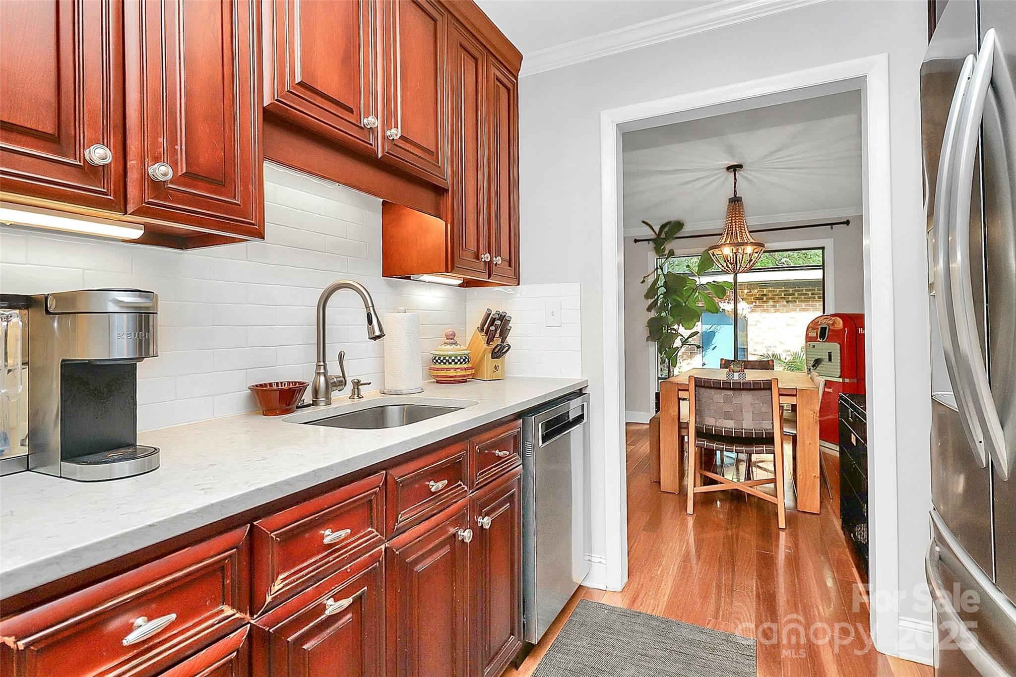 5803 Sharon Road Charlotte, NC 28210 - Photo 5 of 45