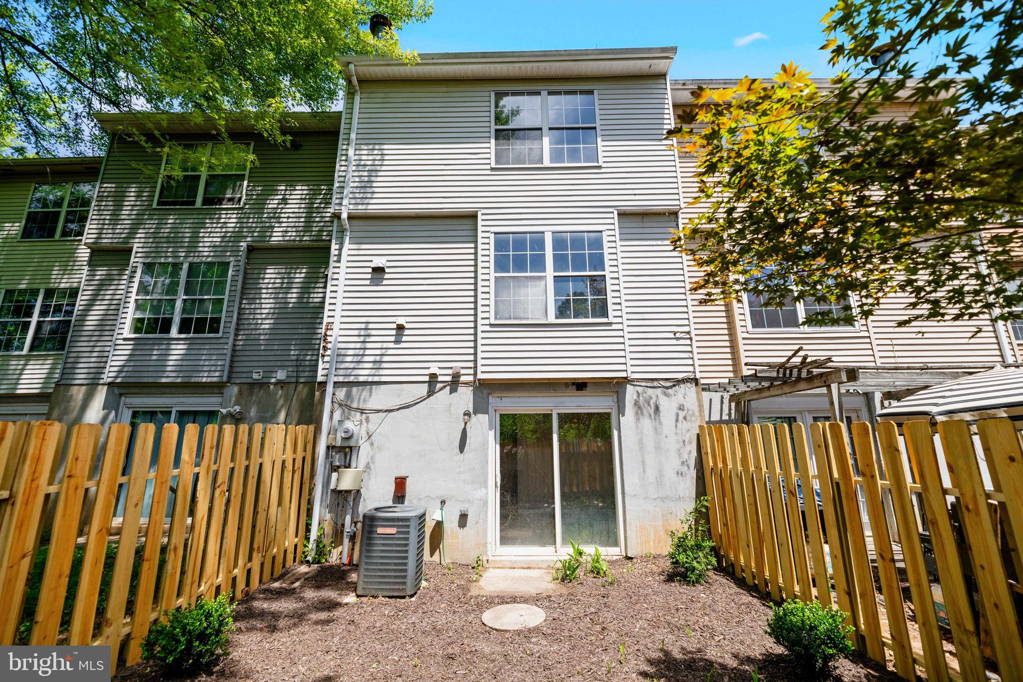 15252 Cloverdale Road Woodbridge, VA 22193 - Photo 36 of 47