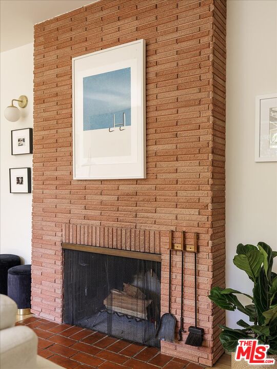 3510 Ferncroft Road Los Angeles, CA 90039 - Photo 6 of 32