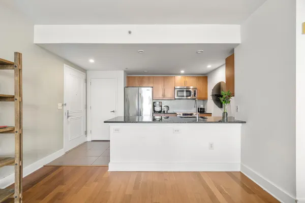 $699,000 | 88 Morgan Street, Unit 4107, Jersey City, NJ 07302
