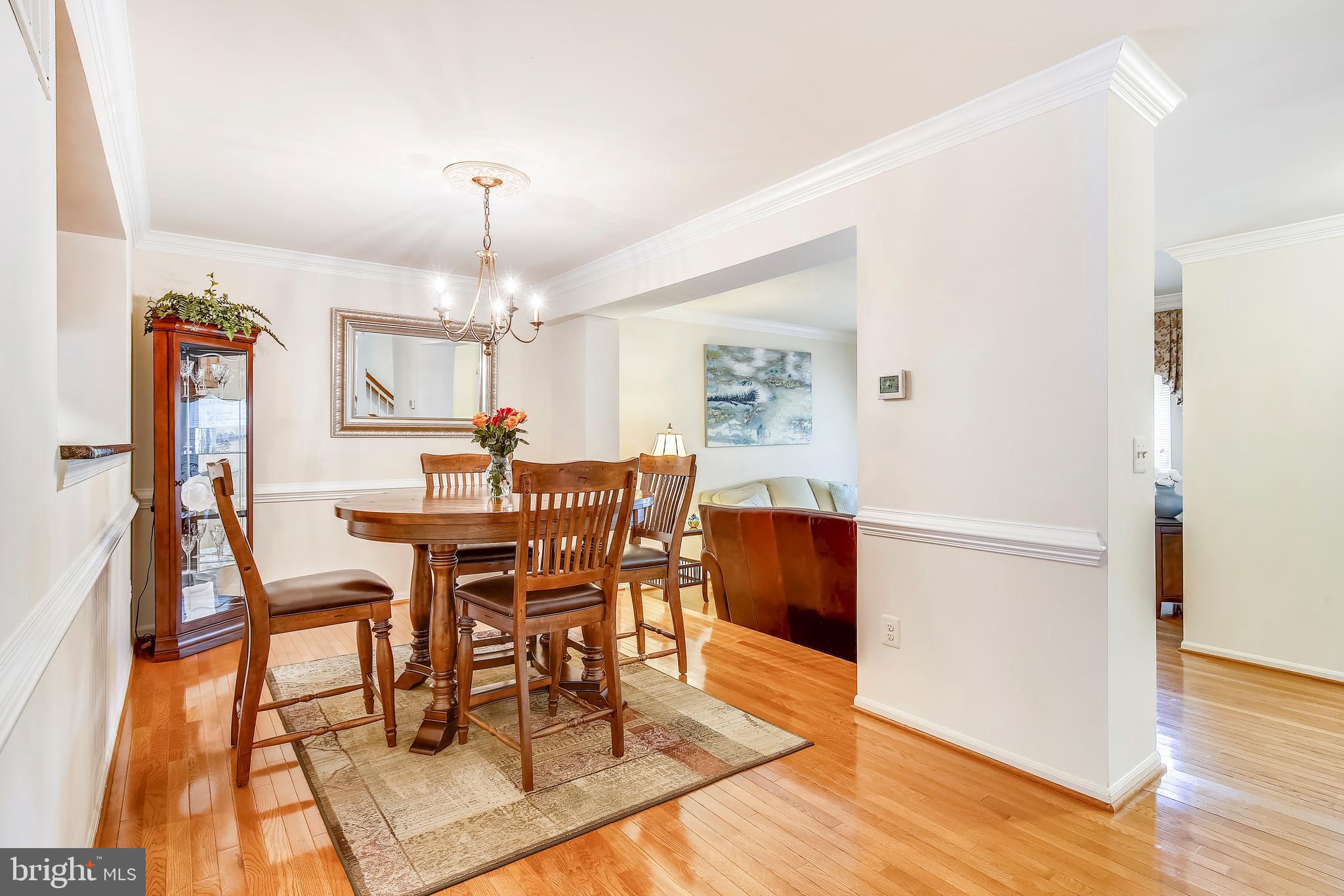 6503 Castine Lane Springfield, VA 22150 - Photo 14 of 54 Space for your favorite china cabinet