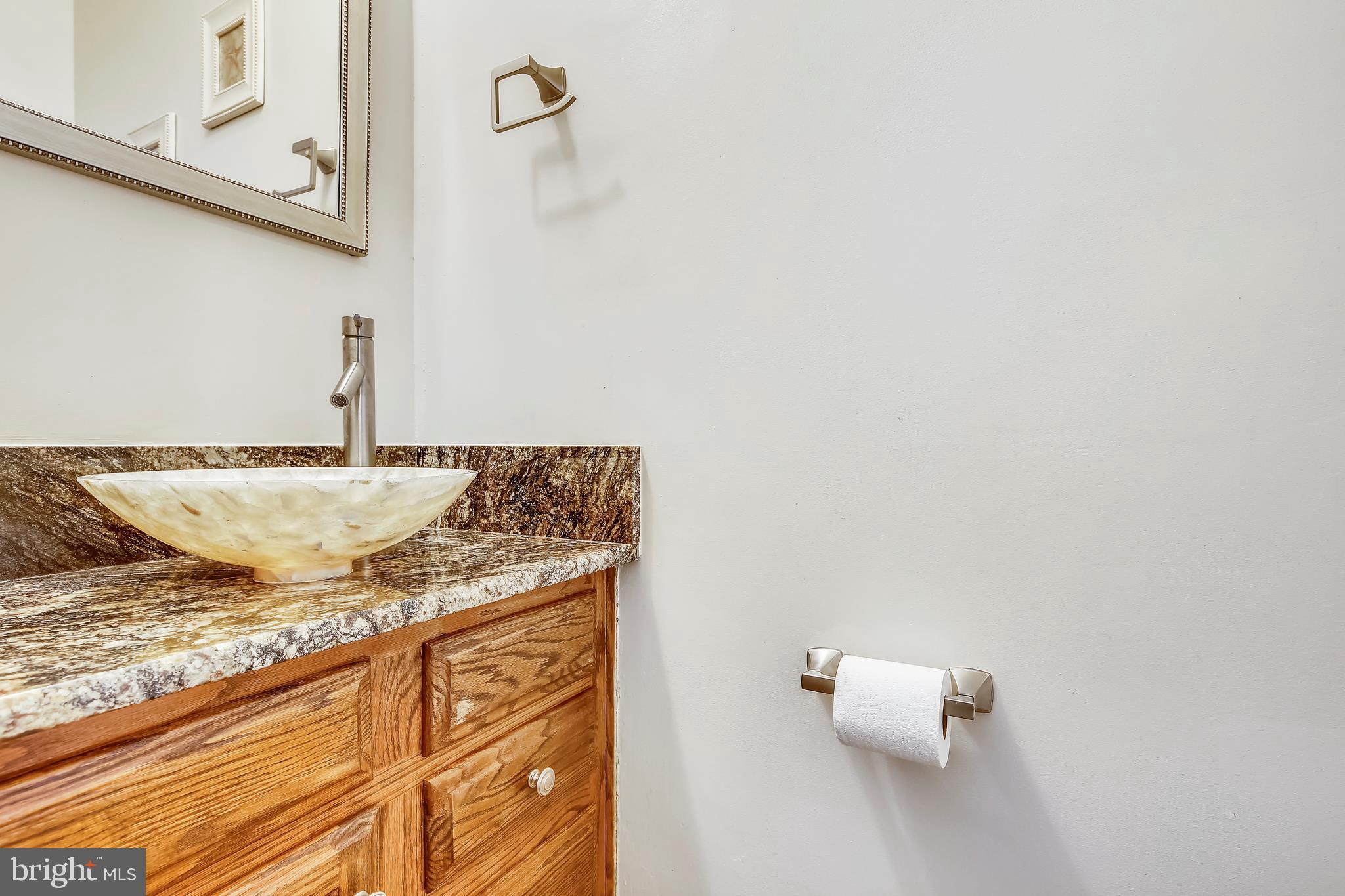 6503 Castine Lane Springfield, VA 22150 - Photo 5 of 54 Powder room at entry
